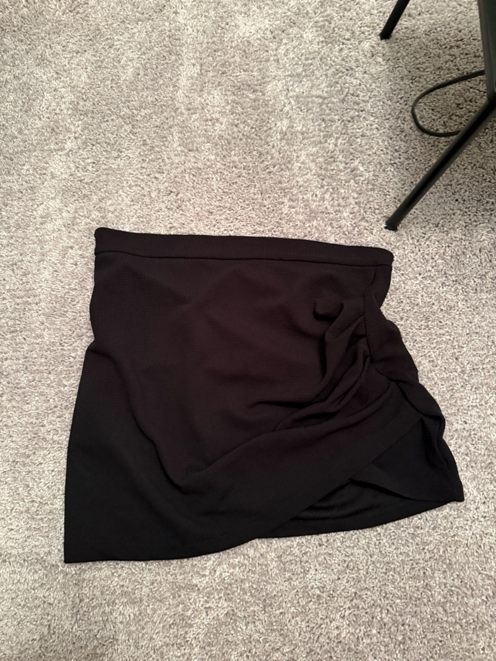 Classic Black Women’s Skirt - Elegant Everyday Essential